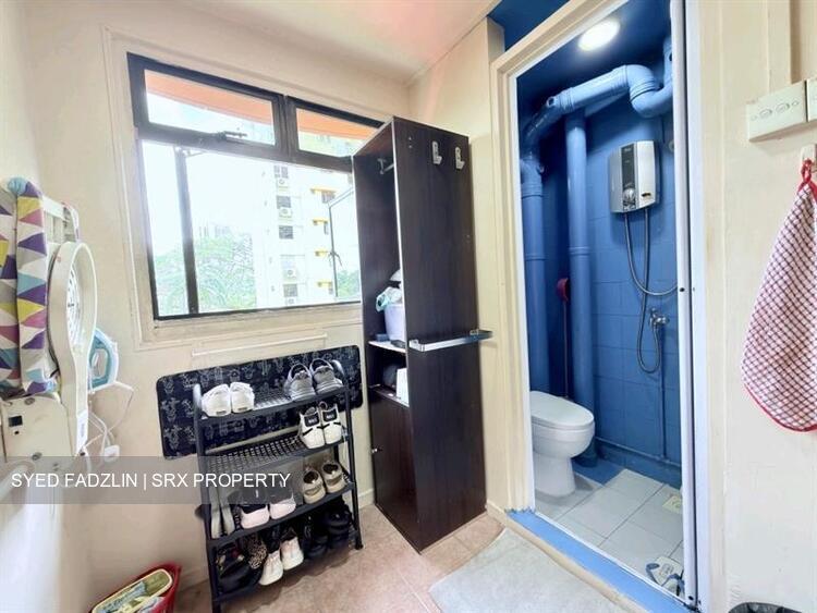 Blk 82 Commonwealth Heights (Queenstown), HDB 2 Rooms #559120371